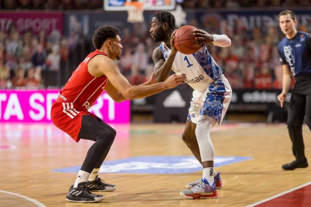 英格兰队人名单：夸安萨、吉布斯-怀特、拉姆斯代尔落选.