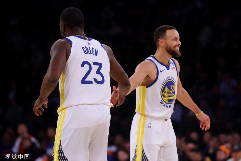 亚冠：上海海港队输球晋级 携手上海申花队挺进16强.