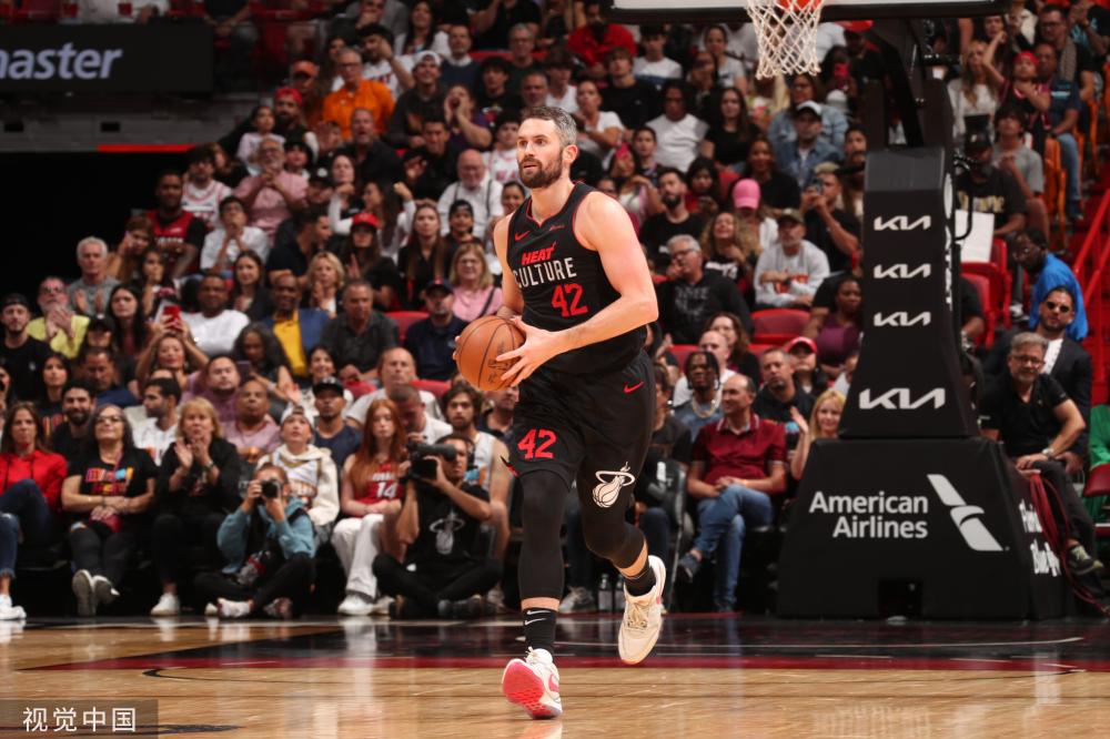 而吴艳妮选 而吴艳妮选